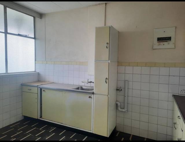 2 BEDROOM APARTMENT FOR SALE IN ARCON PARK